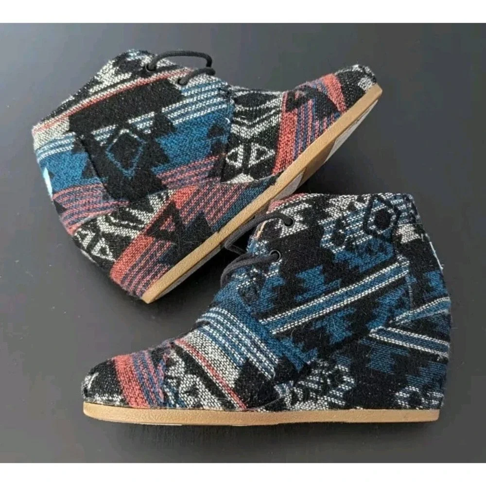 Toms‎ Boho Navaho Desert Wedge Bootie in Aztec Jacquard, Size W6.5